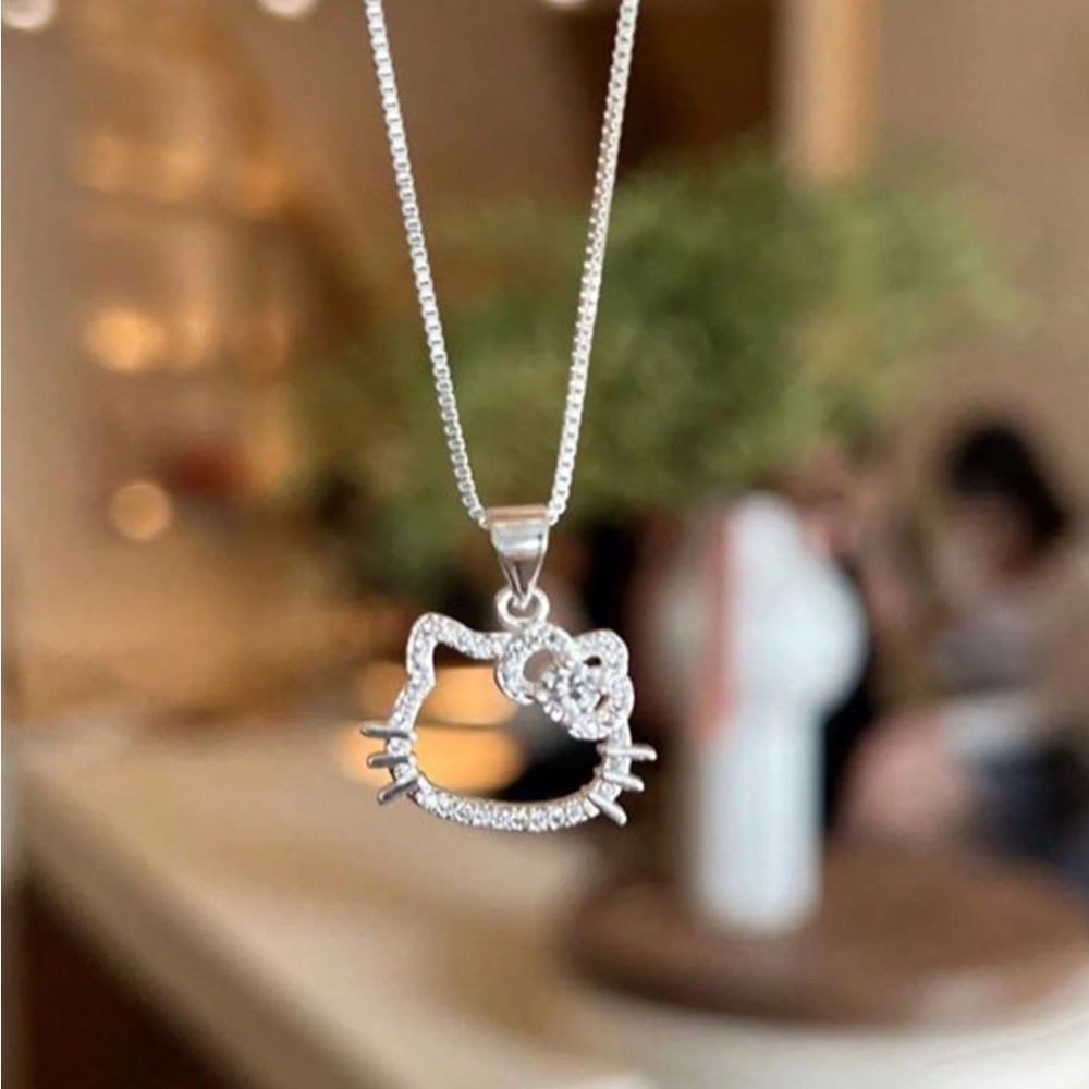 Silver Hello Kitty Pendant Necklace